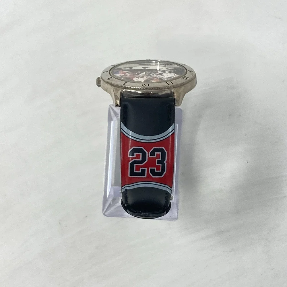 Vintage Wilson Michael Jordan Watch Men 39mm Silver Tone #23 New Battery